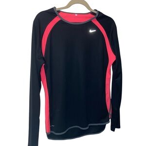 Nike large athletic top
